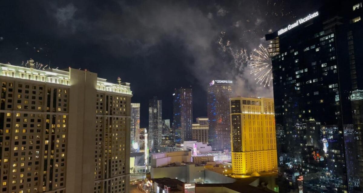 Mgm Signature-25-805 Balcony Strip Sphere F1 Views Las Vegas Bagian luar foto